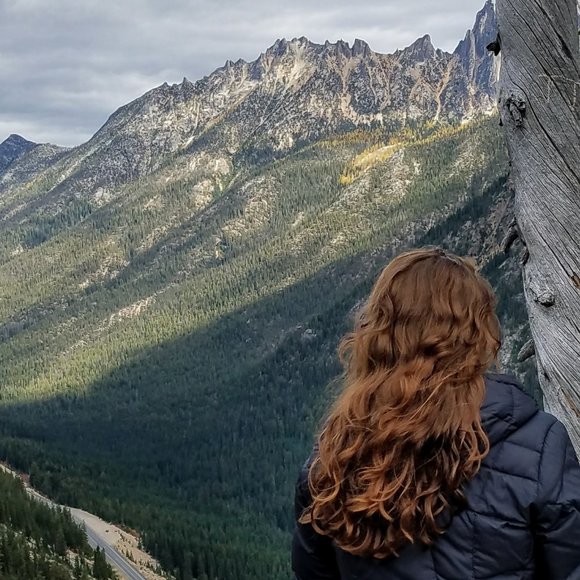 Meet your Posher, Jenna - Picture 1 of 1